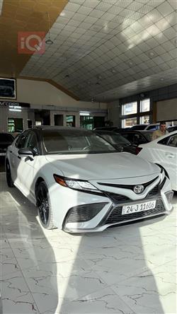 تۆیۆتا کامری